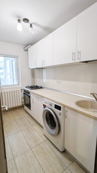 Decebal 9minute Studio 40 mp Renovat Total 2022 AC