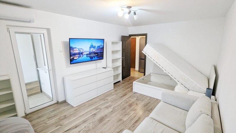 Decebal, Metrou Dristor, Nu Depinzi de Radet ! Studio 40mp Renovat, AC