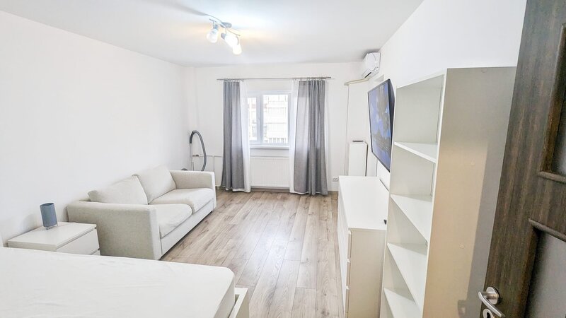 Decebal, Metrou Dristor, Nu Depinzi de Radet ! Studio 40mp Renovat, AC